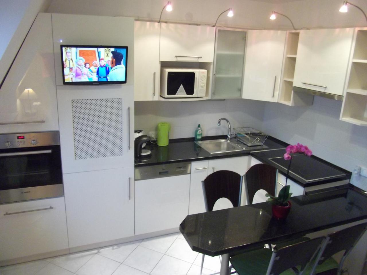 Rózsa Apartman Apartamento Hévíz Exterior foto