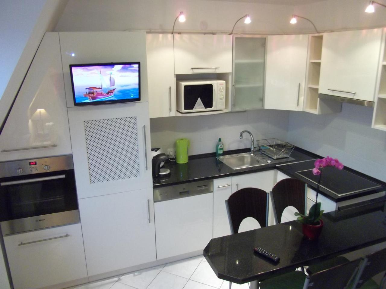 Rózsa Apartman Apartamento Hévíz Exterior foto